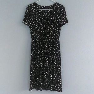 Polka dot Flattering Flowy Dress